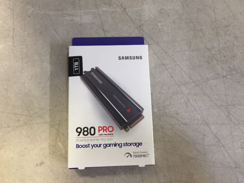 Photo 3 of Samsung Electronics 980 PRO SSD with Heatsink 1TB PCIe Gen 4 NVMe M.2 Internal Solid State Hard Drive, Heat Control, Max Speed, PS5 Compatible, MZ-V8P1T0CW
