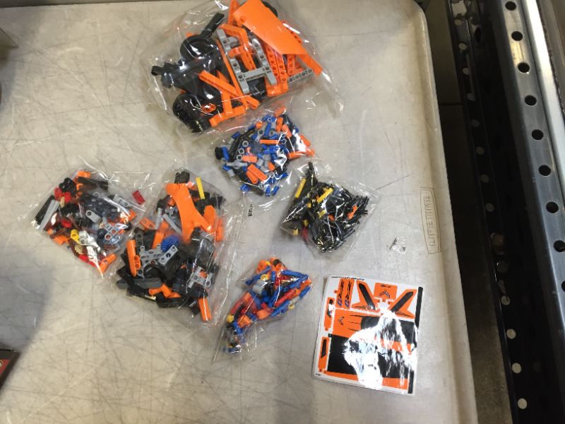 Photo 1 of LEGO Technic Chevrolet Corvette ZR1 42093 Building Kit (579 Pieces)

