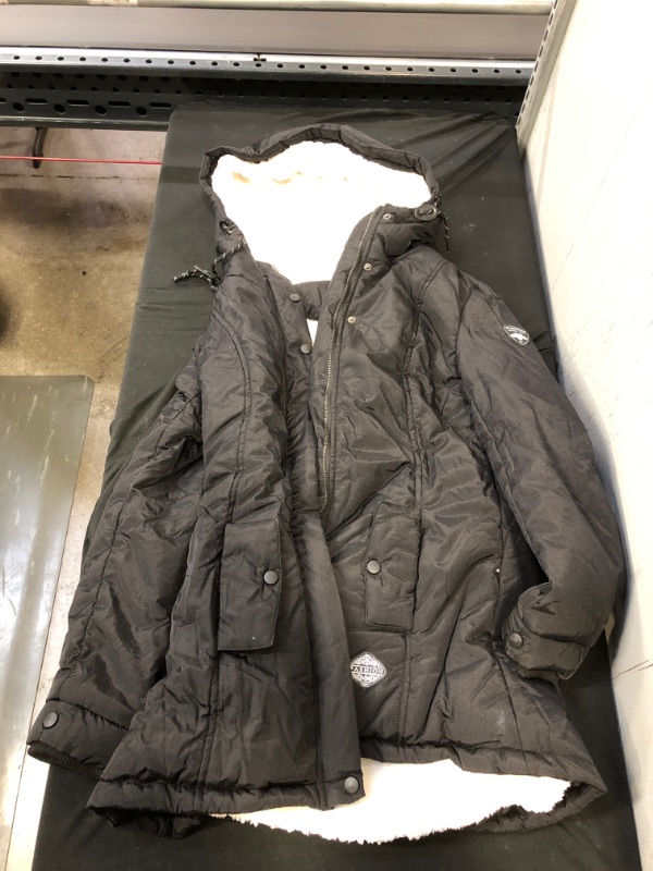 Photo 1 of Generic Black Faux Fur Interior Puffer Jacket. XL