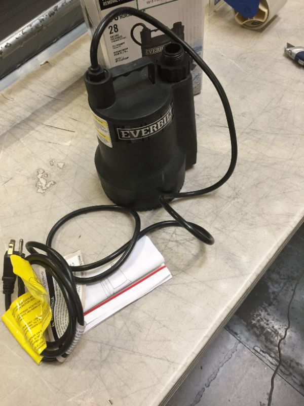 Photo 5 of 1/6 HP Plastic Submersible Utility Pump
