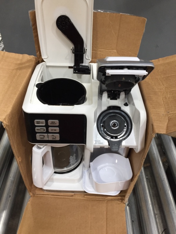 Photo 4 of ***PARTS ONLY*** Hamilton Beach FlexBrew Trio 2-Way Coffee Maker, Compatible with K-Cup Pods or Grounds, Combo, Single Serve & Full 12c Pot, White
