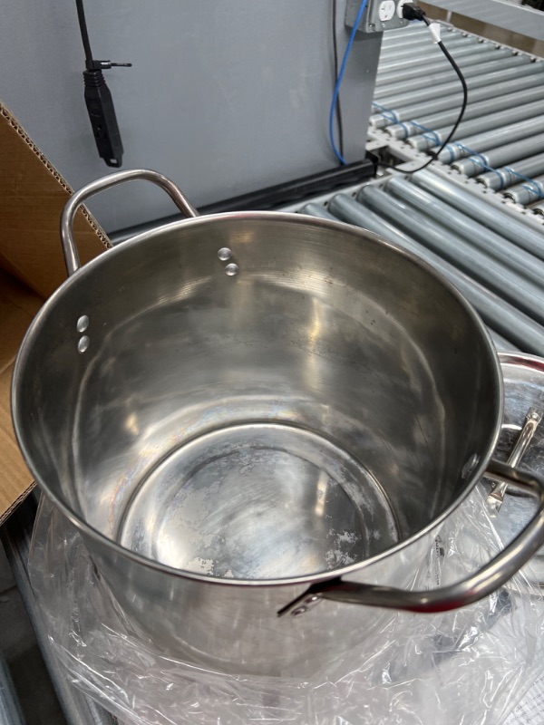 Photo 3 of 12-Quart Stainless Steel Stockpot - 18/8 Food Grade Heavy Duty Large Stock Pot for Stew, Simmering, Soup, Includes Lid, Dishwasher Safe, Works w/ Induction, Ceramic & Halogen Cooktops
