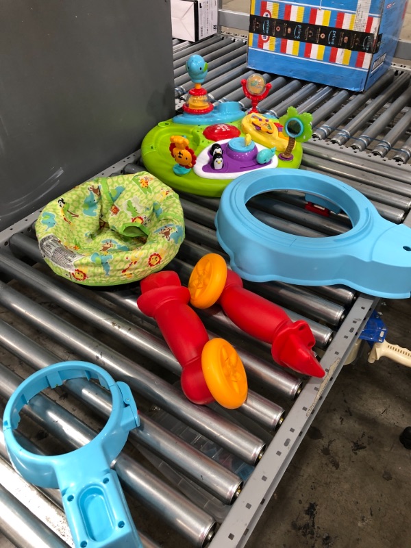 Photo 2 of Bright Starts 3-in-1 Around We Go Activity Center & Table Ages 6 months Plus
