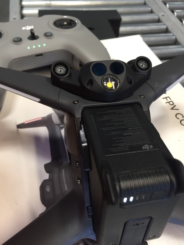 Photo 4 of  DJI FPV Combo Drone 4K Quadcopter with Goggles & Remote Controller CP.FP.00000001.01
DOES NOT PAIR