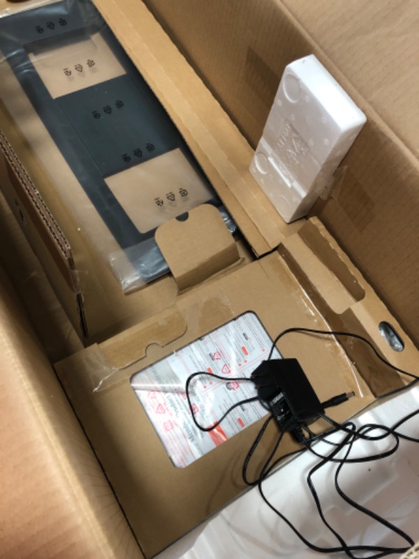 Photo 1 of YAMAHA P71 88-Key Weighted Action Digital Piano with Sustain Pedal and Power Supply (Amazon-Exclusive)
