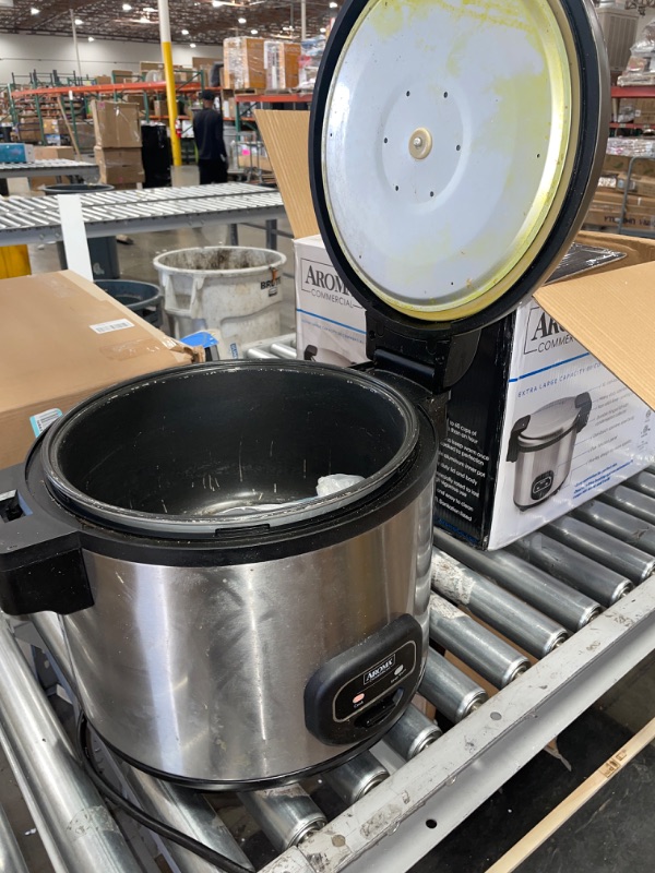 Photo 2 of Aroma Housewares 60-Cup (Cooked) (30-Cup UNCOOKED) Commercial Rice Cooker, Stainless Steel Exterior (ARC-1130S)
