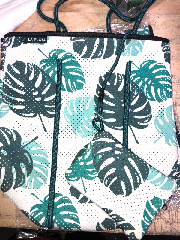 Photo 2 of LA PLAYA Neoprene Beach Tote (Tropical Leaves)