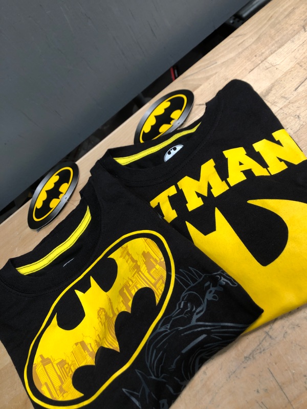 Photo 4 of BATMAN BOYS DC COMICS ICONIC LOGO GRAPHIC LONG SLEEVE SHORT & SLEEVE 2 PACK SIZE 8