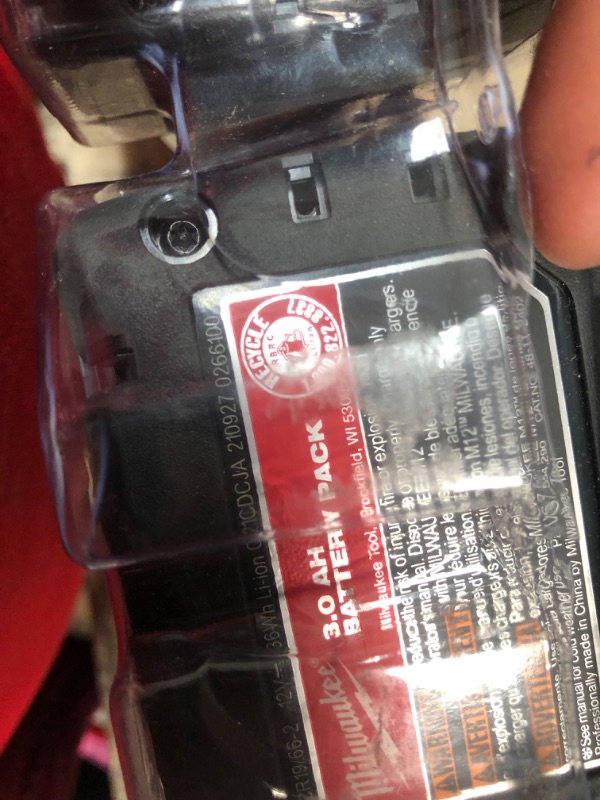 Photo 2 of "Milwaukee 48-11-2412 M12 12V 3.0Ah REDLITHIUM XC Compact Battery -2pk"
