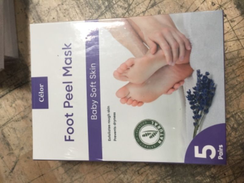 Photo 3 of BB- 5/16/23 ??Foot Peel Mask (5 Pairs) - Foot Mask for Baby soft skin - Remove Dead Skin | Foot Spa Foot Care for women Peel Mask with Lavender and Aloe Vera Gel for Men and Women Feet Peeling Mask Exfoliating
