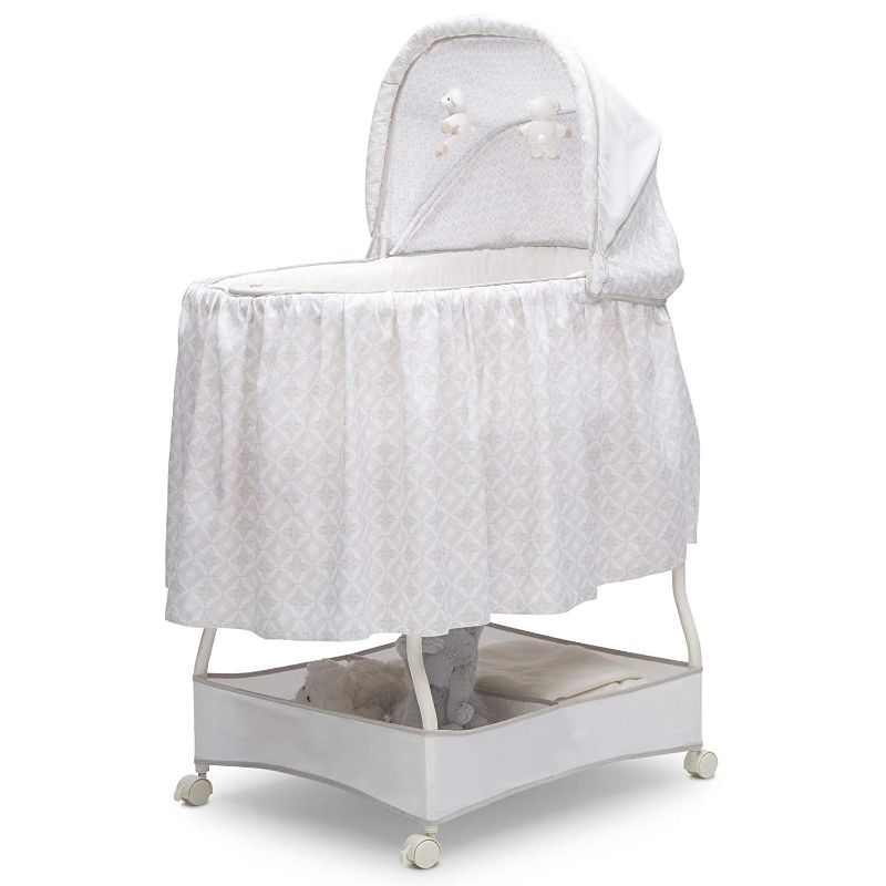 Photo 1 of Delta Children Soothe DREAMS BASSINET 
