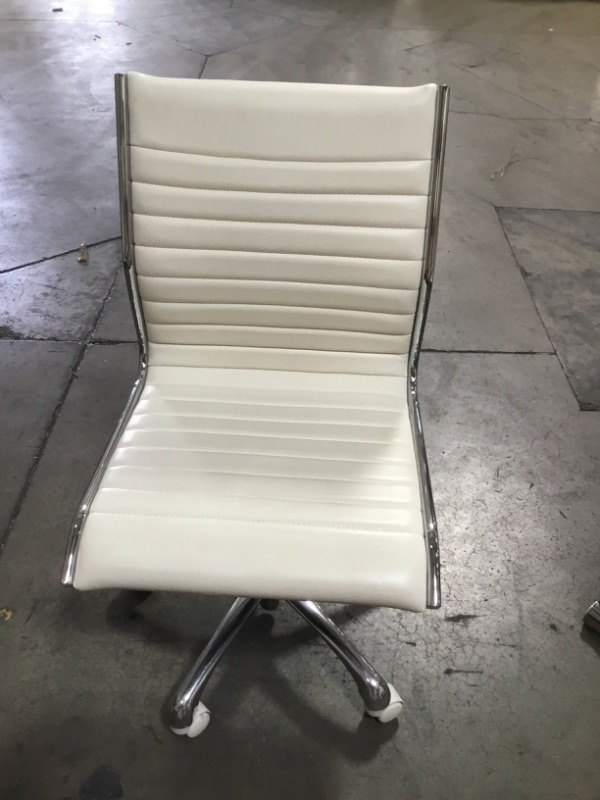 Photo 3 of NON REFUNDABLE  SOLD AS IS  CREME FAUX LEATHER OFFICE CHAIR 36H X 20W INCHES FAUX 
