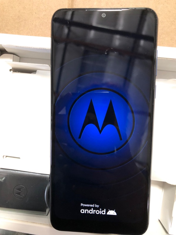 Photo 8 of Motorola Moto G Pure Unlocked (32GB) - Blue

