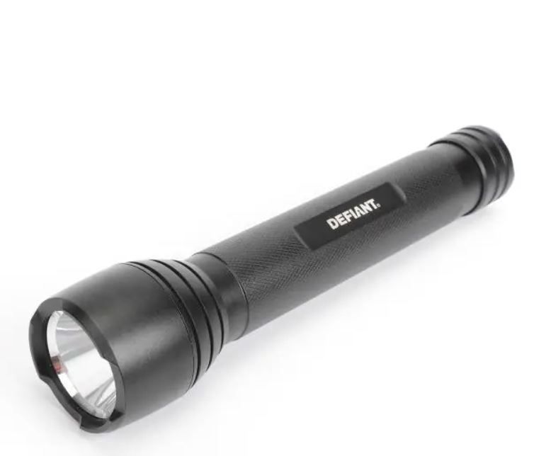 Photo 1 of Defiant 500 Lumens LED Aluminum Flashlight