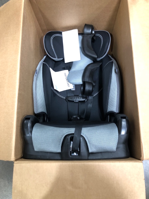 Photo 2 of Evenflo Chase LX Harnessed Booster Car Seat (Jameson)
