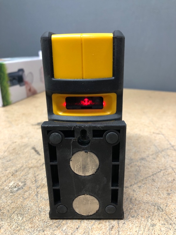 Photo 1 of DEWALT 165 ft. Red Self-Leveling 5-Spot & Horizontal Line Laser Level with (3) AA Batteries & Case