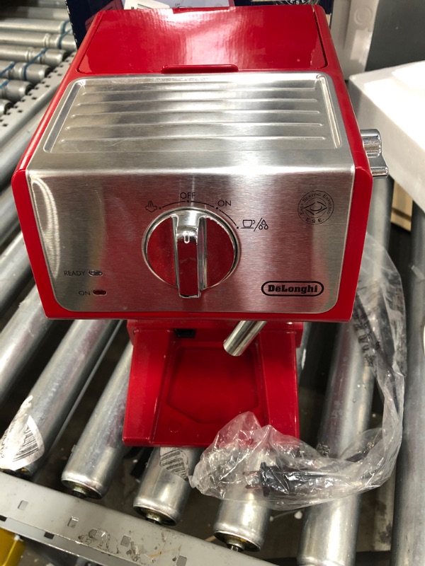 Photo 2 of De'Longhi ECP3220R 15 Bar Espresso Machine with Advanced Cappuccino System, 11.4 x 9.5 x 14.2 inches, Red (missing important parts)
