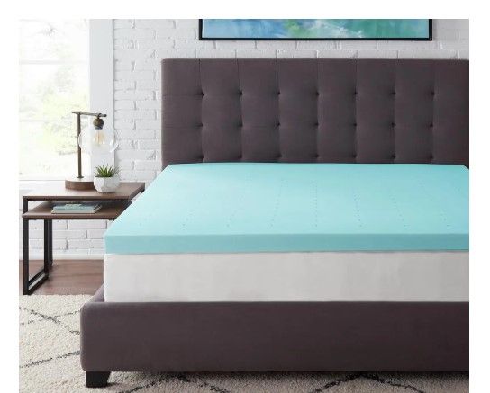 Photo 1 of 3 in. Gel Infused Memory Foam Queen Mattress Topper
