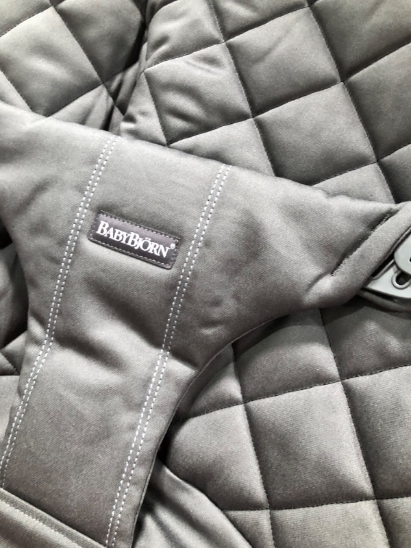 Photo 2 of BabyBjörn Bouncer Bliss, Quilted Cotton, Anthracite (006021US)
