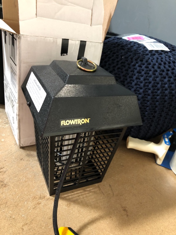 Photo 2 of **DAMAGED**
Flowtron BK-15D Electronic Insect Killer, 1/2 Acre Coverage
