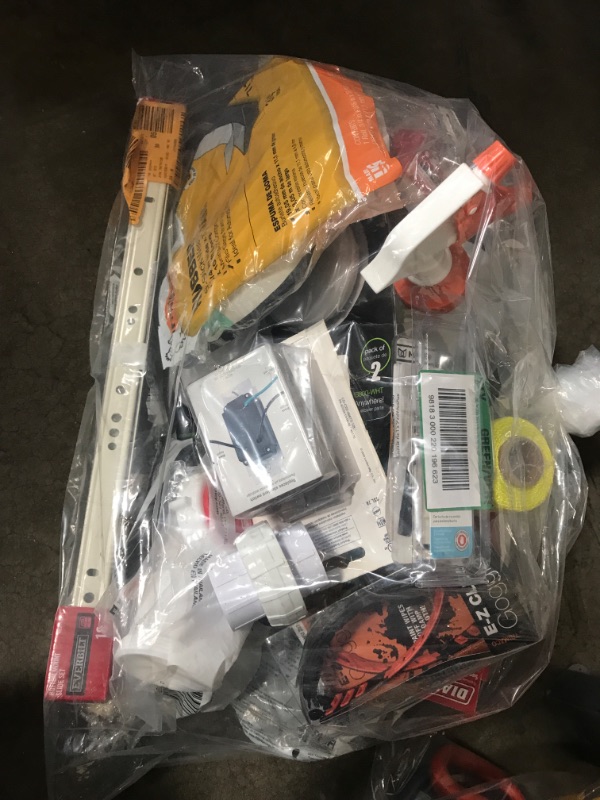Photo 2 of ** HOMEDEPOT BUNDLE OF HARDWARE AND HOME GOODS**
*** NON-REFUNDABLE**   ** SOLD AS IS **

