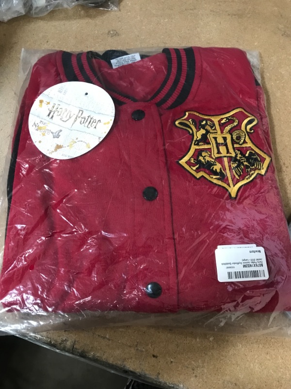 Photo 2 of HARRY POTTER Juniors Gryffindor Quidditch Jacket
SIZE:3XL