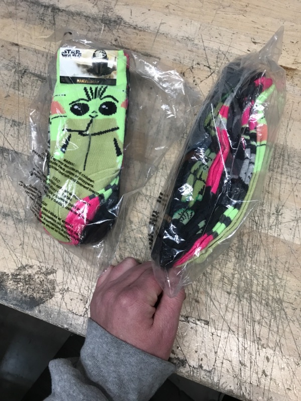 Photo 2 of 2 PACKS Star Wars The Mandalorian The Child Grogu Juniors/Womens 5 Pack Ankle Socks Size
