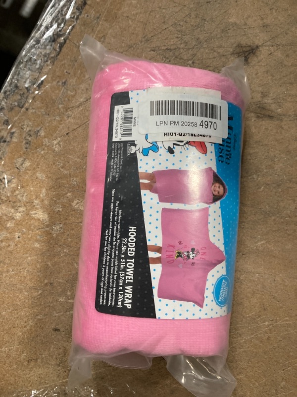 Photo 2 of Jay Franco and Sons Bath Towels - Disney Minnie Mouse 'One of a Kind' Hooded Towel
