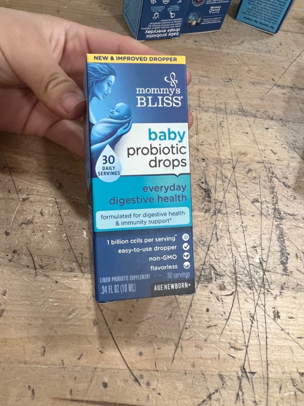 Photo 3 of ***NONREFUNDABLE*** Mommy's Bliss Baby Probiotic Drops Everyday - Gas, Constipation, Colic Symptom Relief - Newborns & Up - Natural, Flavorless, 0.34 Fl Oz EXP DATE 01/2024//SOLD AS IS 

