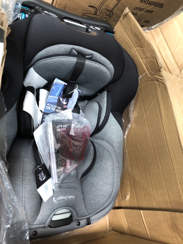 Photo 2 of Baby Jogger City Turn Convertible Car Seat
