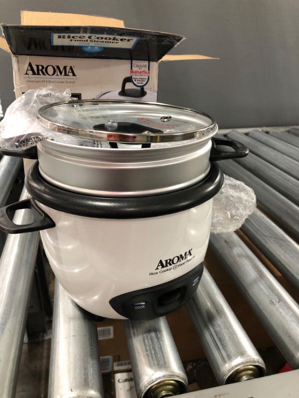 Photo 1 of Aroma Housewares 6-Cup (Cooked) (3-Cup Uncooked) Pot Style Rice Cooker and Food Steamer (ARC-743-1NG), White
