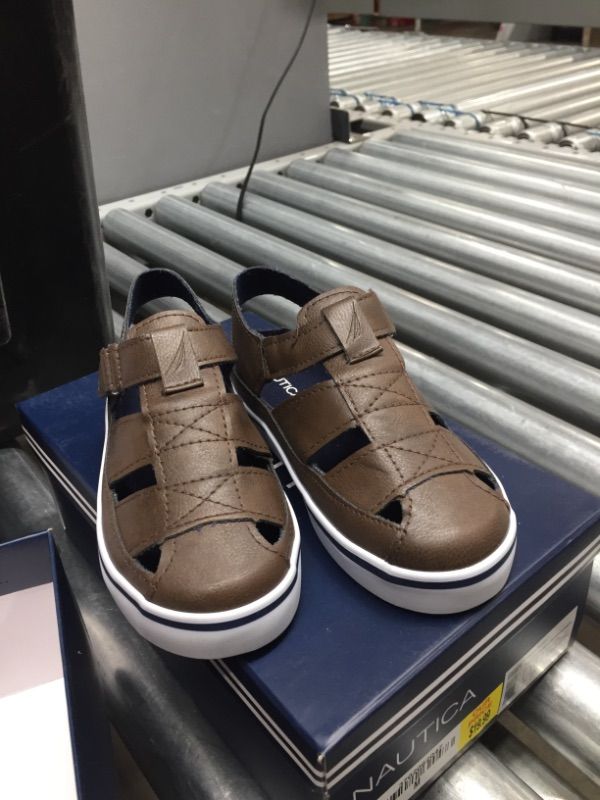 Photo 2 of Nautica Mikkel Boys' and Girls' Casual Sandal, size 10