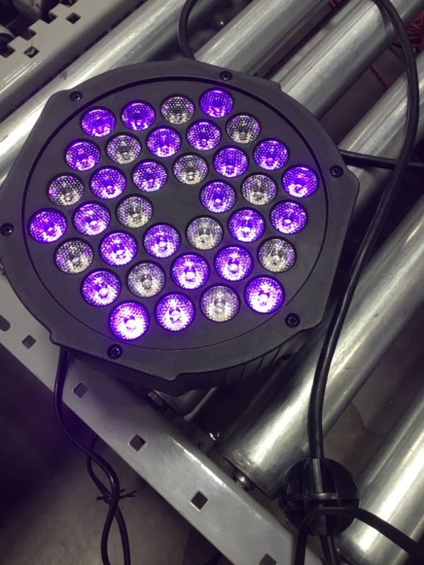 Photo 1 of Led par light with remote 