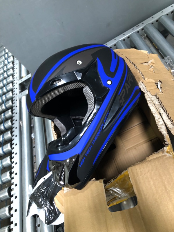 Photo 6 of 
SanQing Motocross Helmet Fashion Youth Adult Dirt Bike Helmet Unisex-Adult Dirt Bike Off-Road Mountain Bike Motorcycle Helmet DOT Approved