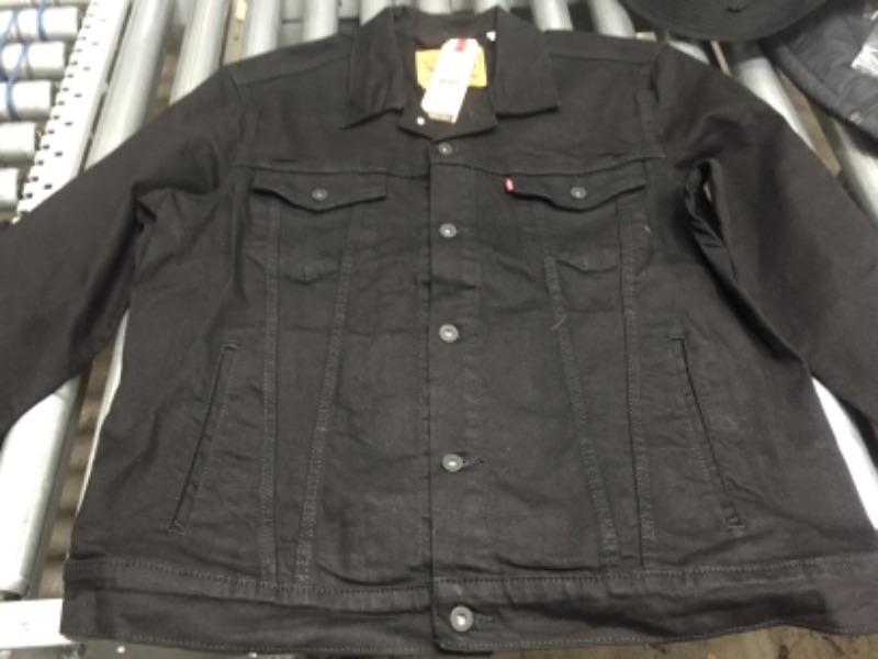 Photo 2 of *MENS SIZE LARGE*
Levi's Men's Trucker Jacket
