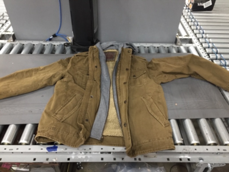 Photo 2 of Levi's Men's Washed Cotton Hooded Military Jacket
Size: Large