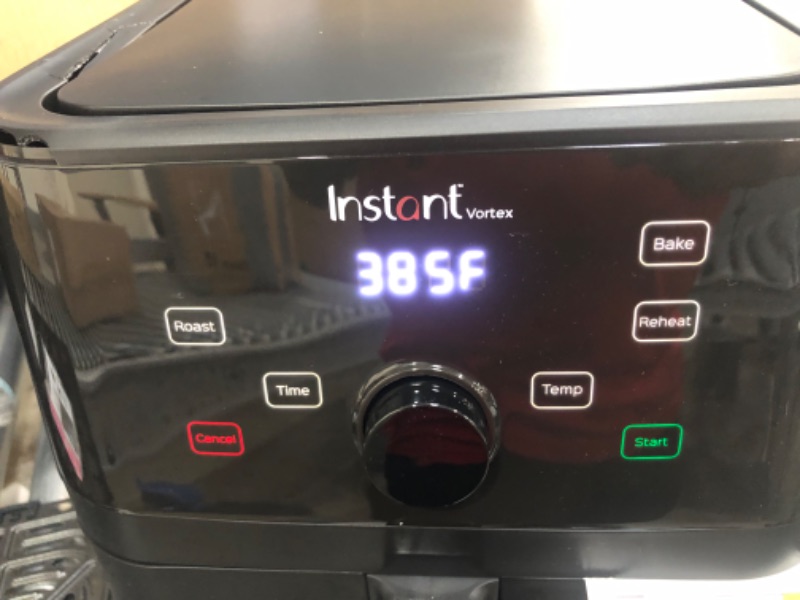 Photo 4 of ***Damaged**
Instant Pot Vortex 5.7QT Large Air Fryer Oven Combo, Customizable Smart Cooking Programs, Digital Touchscreen, Nonstick and Dishwasher-Safe Basket, Includes Free App with over 1900 Recipes
- Minor cosmetic damaged 