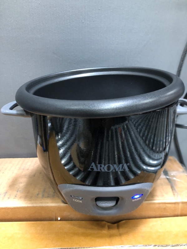 Photo 3 of (DOES NOT FUNCTION)Aroma Housewares 6-Cup (Cooked) Pot-Style Rice Cooker and Food Steamer, Black ARC-743-1NGB
