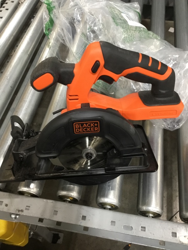 Photo 2 of BLACK+DECKER 20V MAX* POWERCONNECT 5-1/2 in. Cordless Circular Saw, Tool Only 