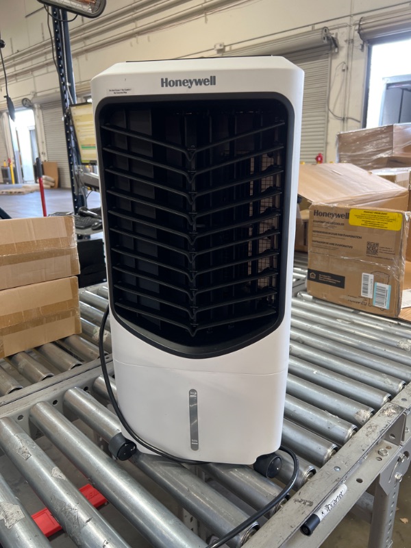 Photo 3 of Honeywell Quiet, Low Energy, Compact Spot Fan & Humidifier, TC09PEU White Indoor Portable Evaporative Air Cooler 
