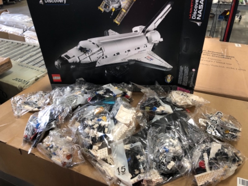 Photo 2 of LEGO LEGO NASA Space Shuttle Discovery 10283 Build and Display Model for Adults, New 2021 (2,354 Pieces)
