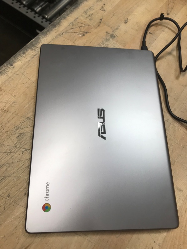 Photo 4 of ASUS CX22NA-211.BB01 11.6' Chromebook - Intel Celeron - 4GB Memory - 32GB EMMC Flash Memory - Gray - Grey Laptop Notebook
