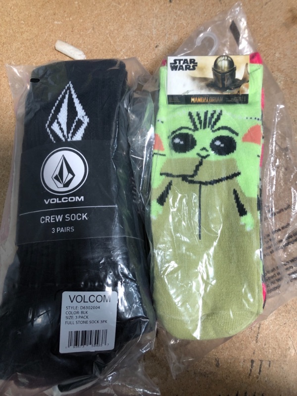 Photo 1 of Sock Bundle Volcom Men's Mens Full Stone Socks 3-Pack
Star Wars The Mandalorian The Child Grogu Juniors/Womens 5 Pack Ankle Socks Size sold as set nonrefundable 