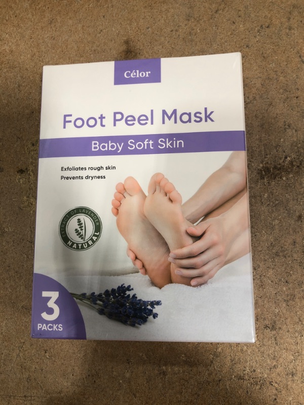 Photo 2 of ??Foot Peel Mask (3 Pairs) - Foot Mask for Baby soft skin - Remove Dead Skin | Foot Spa Foot Care for women Peel Mask with Lavender and Aloe Vera Gel for Men and Women Feet Peeling Mask Exfoliating
