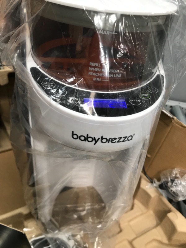 Photo 3 of Baby Brezza New and Improved Formula Pro Advanced Dispenser Machine