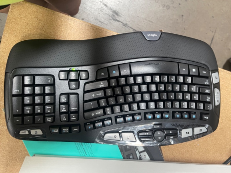 Photo 2 of Logitech Wireless Keyboard K350
