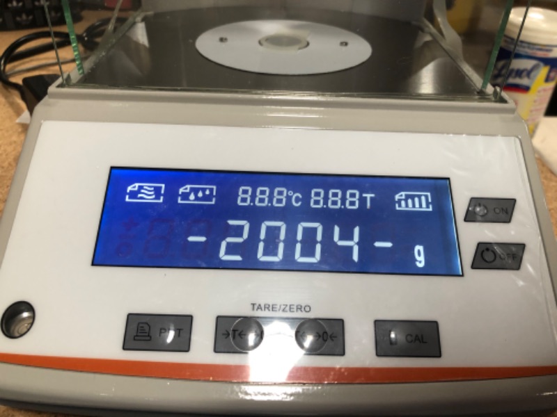 Photo 3 of Taishi JF-2004 Digital Analytical Balance
