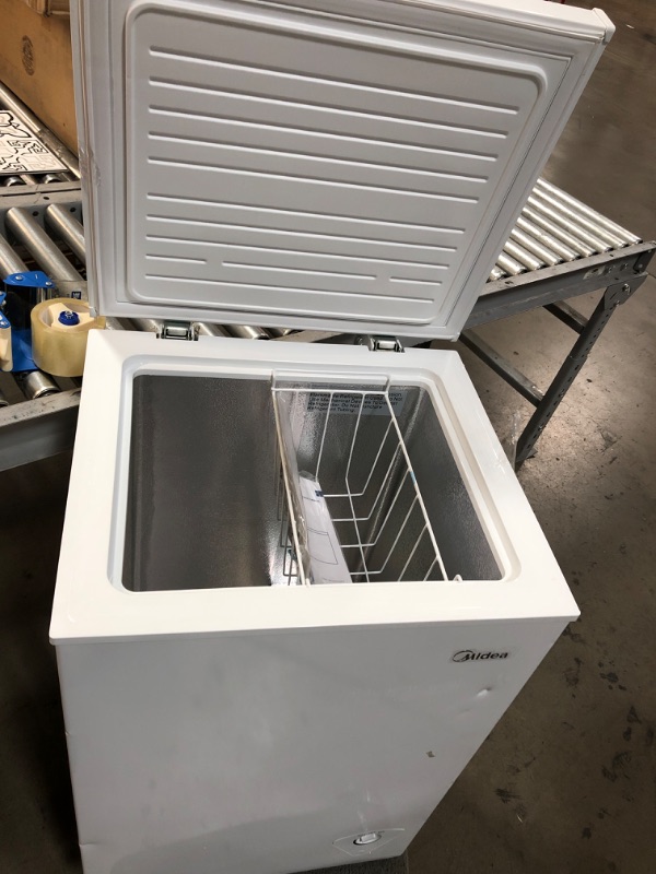 Photo 2 of Midea MRC04M3AWW, White 3.5 Cu. Ft. Mini Freezer, Cubic Feet
