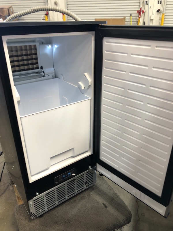 Photo 3 of KoolMore Stainless-Steel Built-in Ice Maker Machine with Large 25 lb. Cube Storage Basket, Full Cube Production, Fast Ice Making Time, Free-Standing/Under-Counter - 75lbs of Ice per Day (BIM75-BS)
