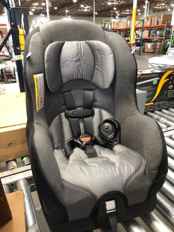 Photo 2 of Evenflo Tribute LX Harness Convertible Car Seat, Solid Print Gray
